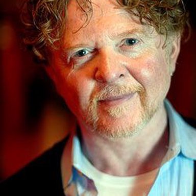 Mick Hucknall