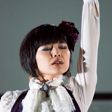 Mika Kobayashi