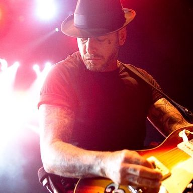 Mike Ness