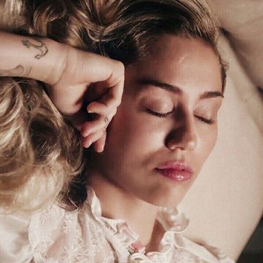 Miley Cyrus photo 83