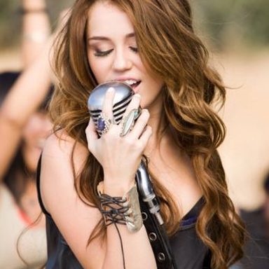 Miley Cyrus & Billy Ray Cyrus photo 402