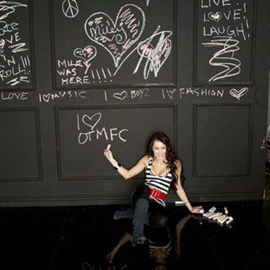 Miley Cyrus photo 433