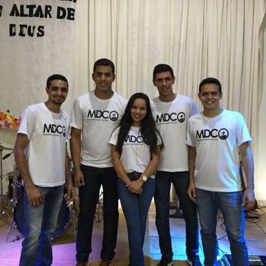 Ministério de Louvor Diante da Cruz