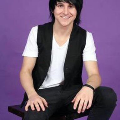 Mitchel Musso photo 28