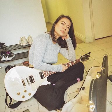 Mitski photo 38