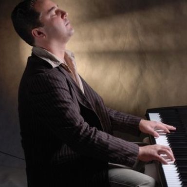 Moises Cleyton