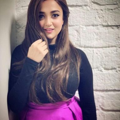 Monali Thakur