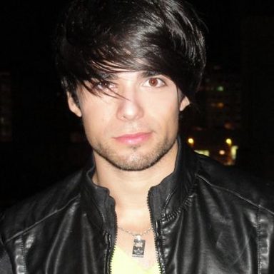 Moroni Cruz