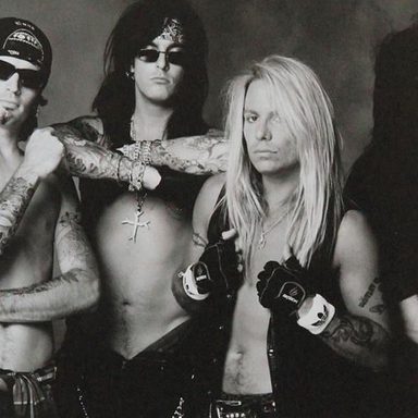 Mötley Crüe photo 11