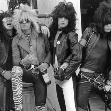 Mötley Crüe photo 24