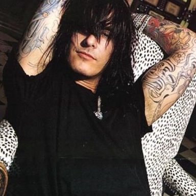 Mötley Crüe photo 27