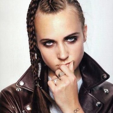 MØ