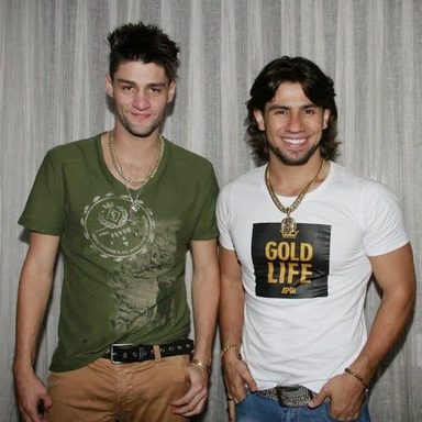 Munhoz e Mariano photo 23