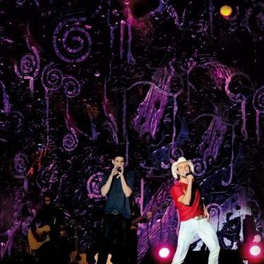 Munhoz e Mariano photo 13