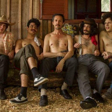 Mustache & Os Apaches