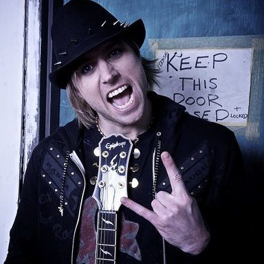 My Darkest Days photo 14
