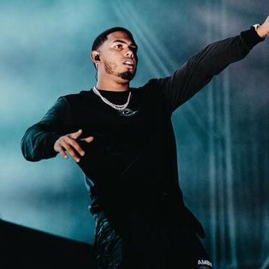 Myke Towers photo 24