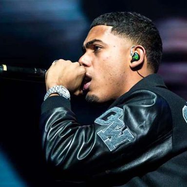 Myke Towers photo 19