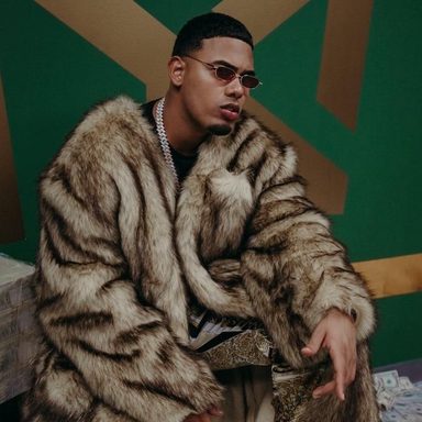 Myke Towers photo 54