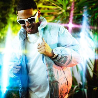 Myke Towers photo 56