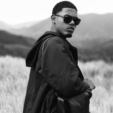 Myke Towers photo 13