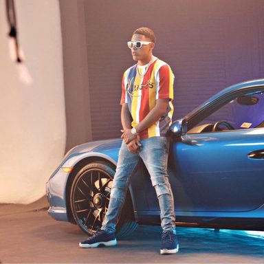 Myke Towers photo 55