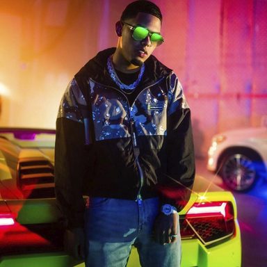 Myke Towers photo 53