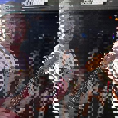 Mac DeMarco photo 15