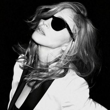 Madonna photo 373