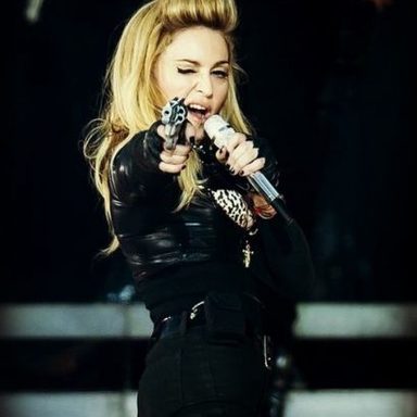 Madonna photo 376