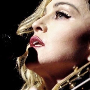 Madonna photo 270
