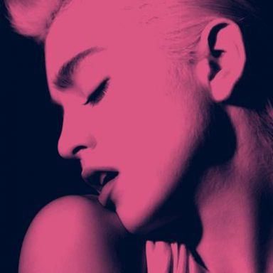 Madonna photo 79