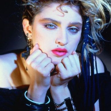 Madonna photo 411