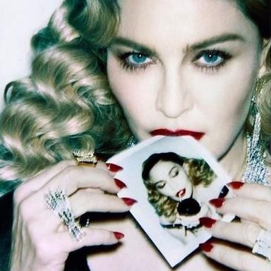 Madonna photo 287