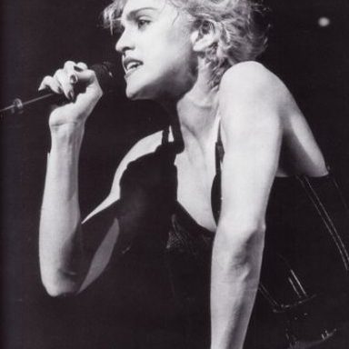 Madonna photo 568