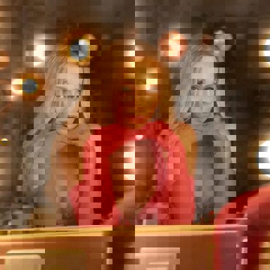 Madilyn Bailey photo 14