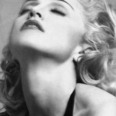 Madonna photo 437