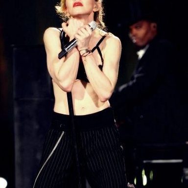 Madonna photo 27