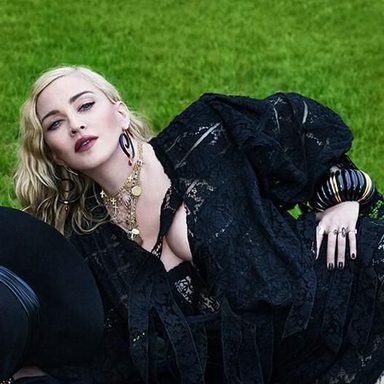 Madonna photo 289