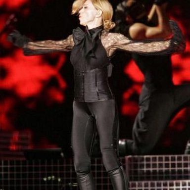 Madonna photo 167