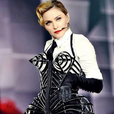 Madonna photo 35