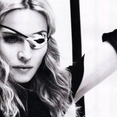 Madonna photo 379