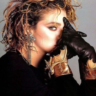 Madonna photo 392