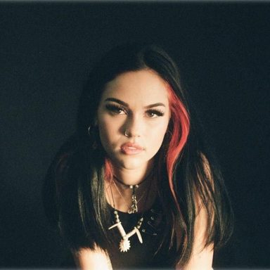 Maggie Lindemann photo 30