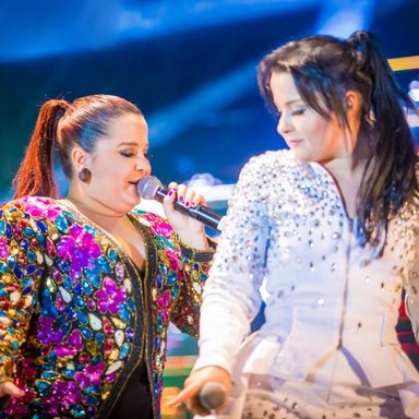 Maiara e Maraisa photo 58