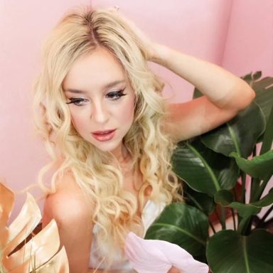 Megan And Liz photo 26