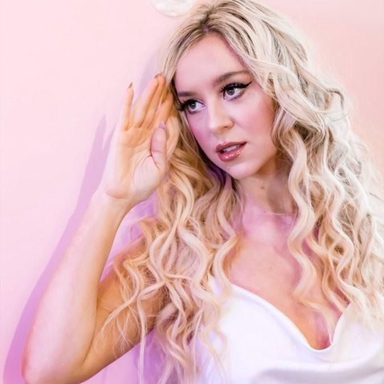 Megan And Liz photo 31