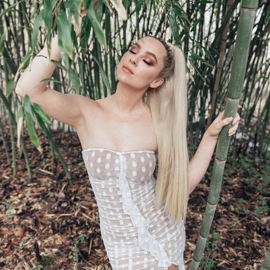 Megan And Liz photo 20