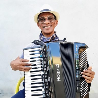 Milton Guerreiro photo 11