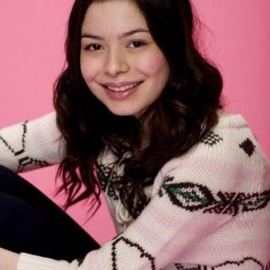 Miranda Cosgrove photo 53